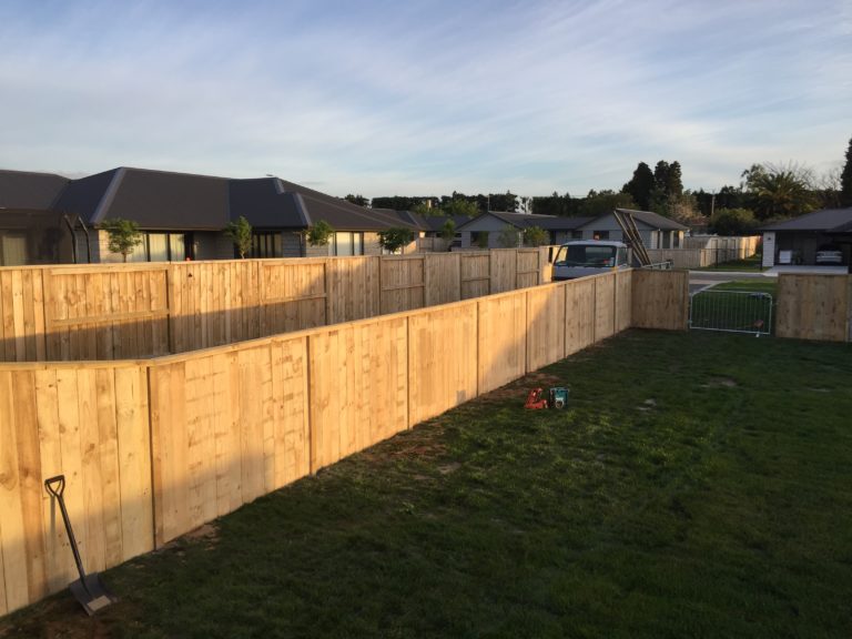 Contact tauranga fence builder, build a fence tauranga, fencing